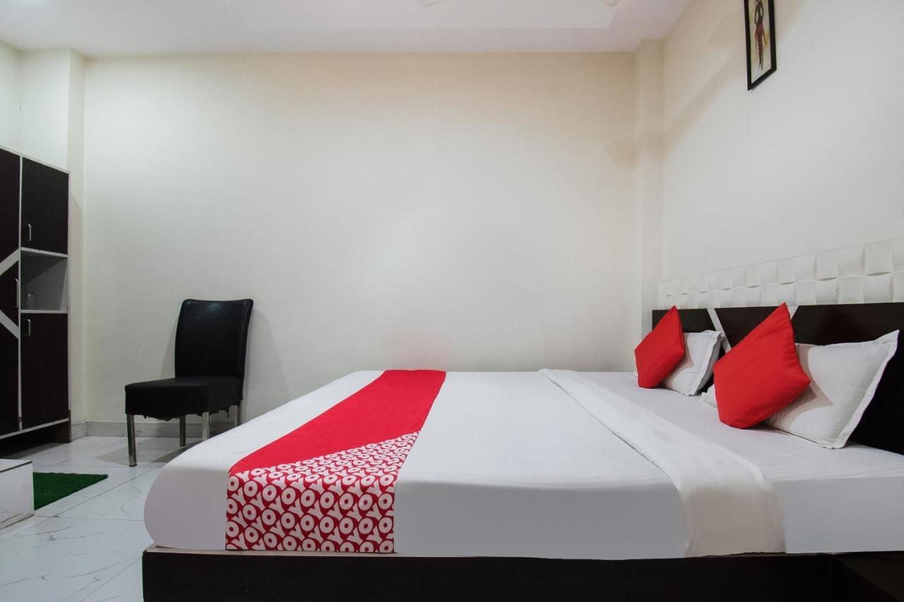 Oyo 44287 Hotel Aarav Plaza Muzaffarpur Esterno foto
