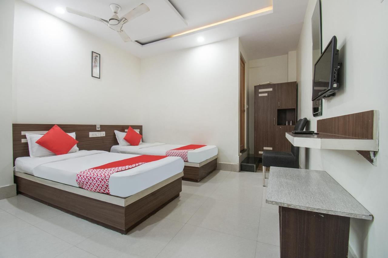 Oyo 44287 Hotel Aarav Plaza Muzaffarpur Esterno foto